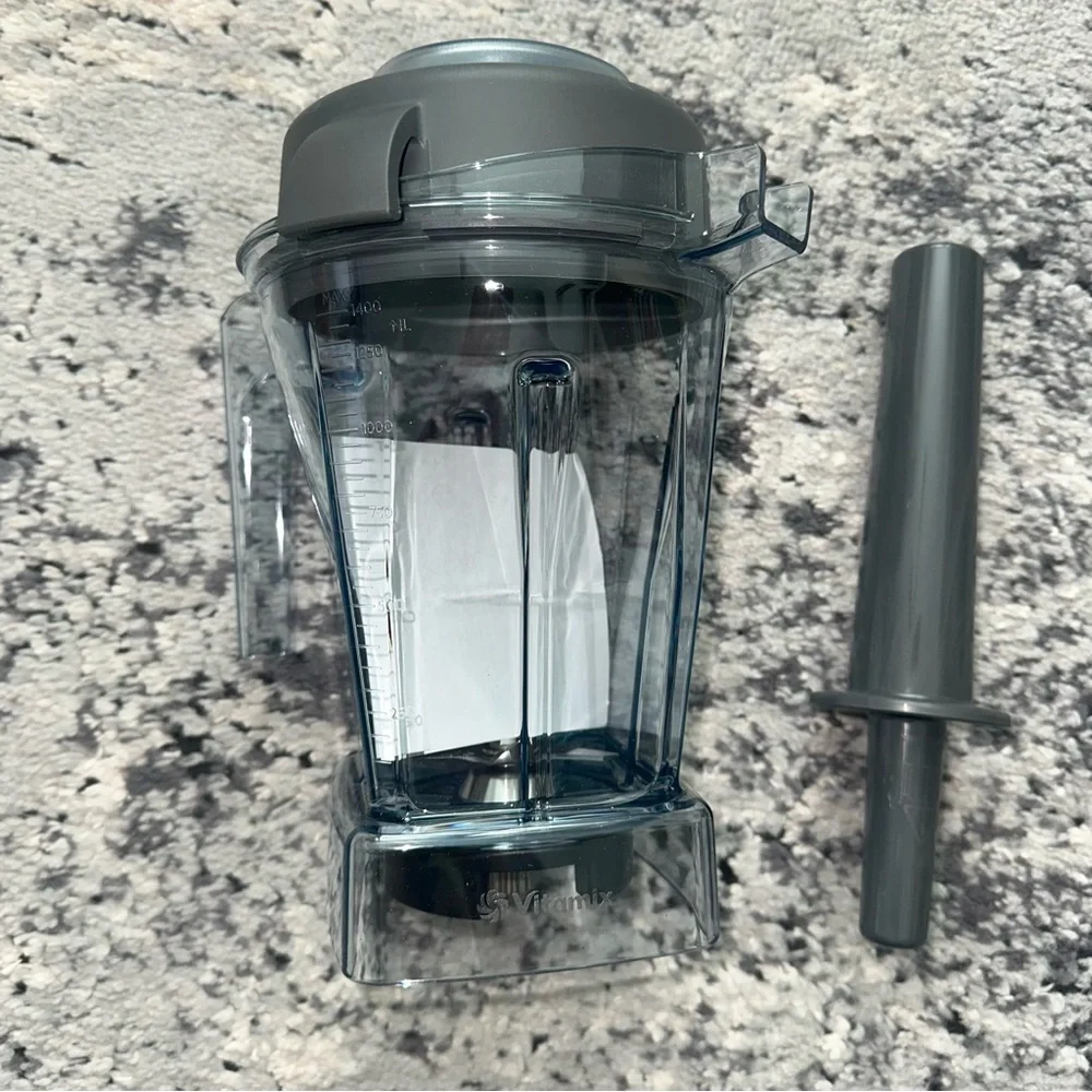 NEW VITAMIX 48 Oz Blender Container + Tamper